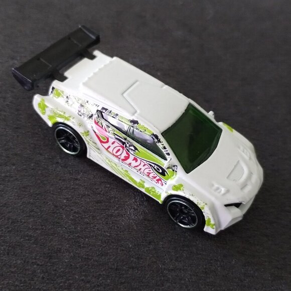 2012 Hot Wheels Loop Coupe Mattel - Picture 2 of 7